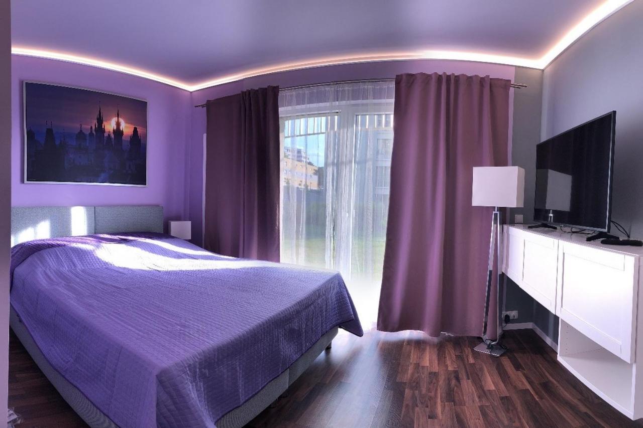 Krejcarek Garden Apartment Прага Екстериор снимка